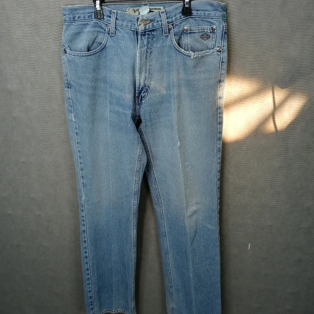 Harley Davidson men's blue jeans sz 33x34. Rise 11